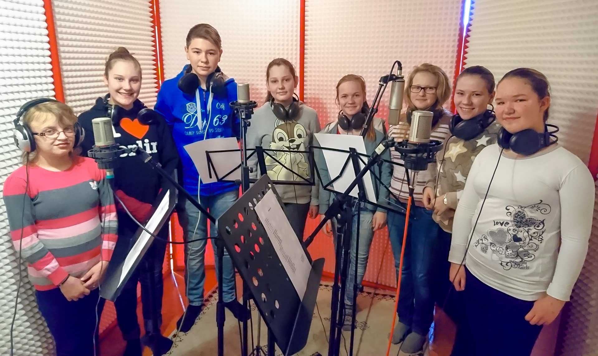 Zbor ZŠ Mladých pokolení Kovačica – Letí pieseň, letí 2016